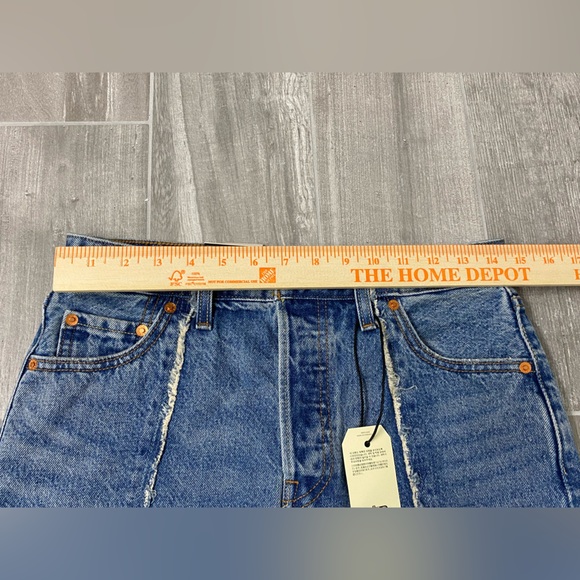 NWT Levi’s Recrafted premium denim icon skirt mid rise button fly womens size 26 - Picture 14 of 15
